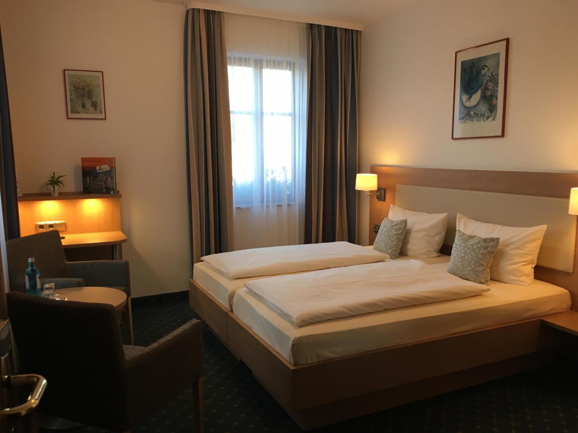 Akzent Hotel Schranne โรเทนบวร์ก อ็อบ แดร์เทาเบอร์ ภายนอก รูปภาพ